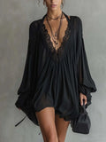 Catalina Vestido Mini de Chiffon Negro con Escote Halter y Cuello de Encaje