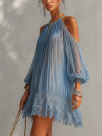 Isolda Vestido Mini Azul con Hombros al Descubierto, Cintura Fruncida y Acabado de Encaje