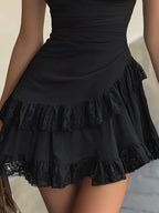 Camelia Vestido Mini Negro con Volantes de Encaje y Escote en V