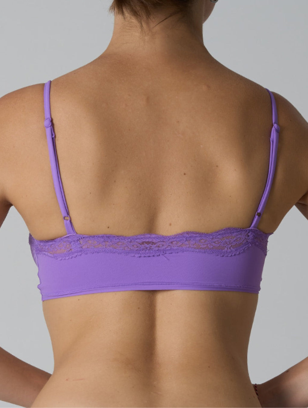 Bralette de Encaje Suave