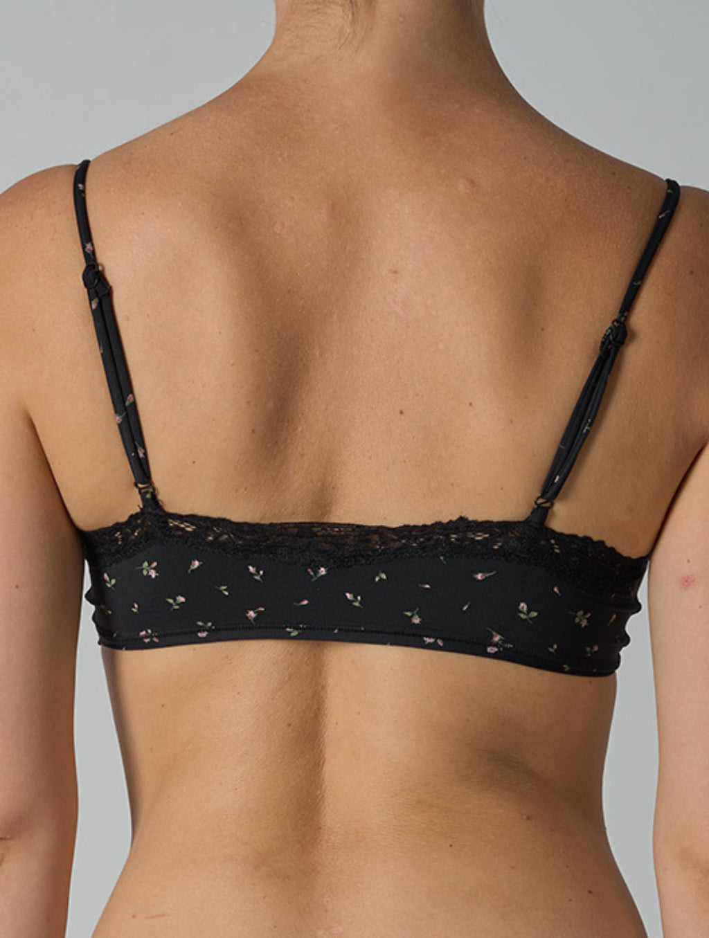 Bralette de Encaje Suave