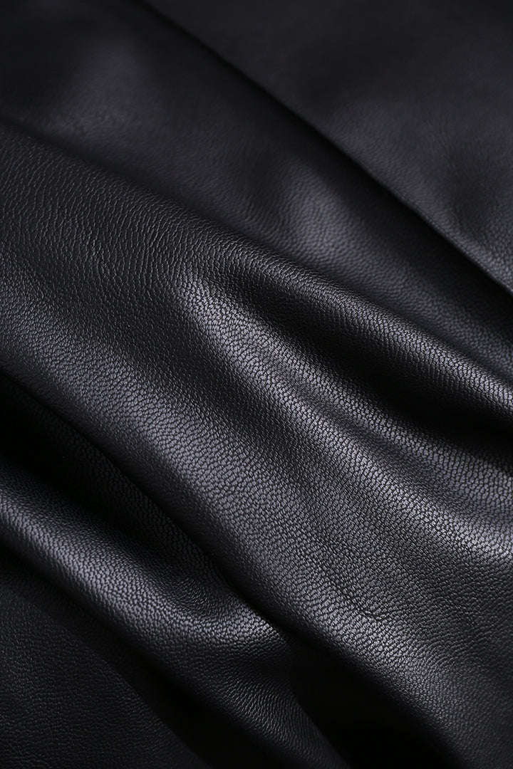 Pantalón Recto de Cuero Sintético