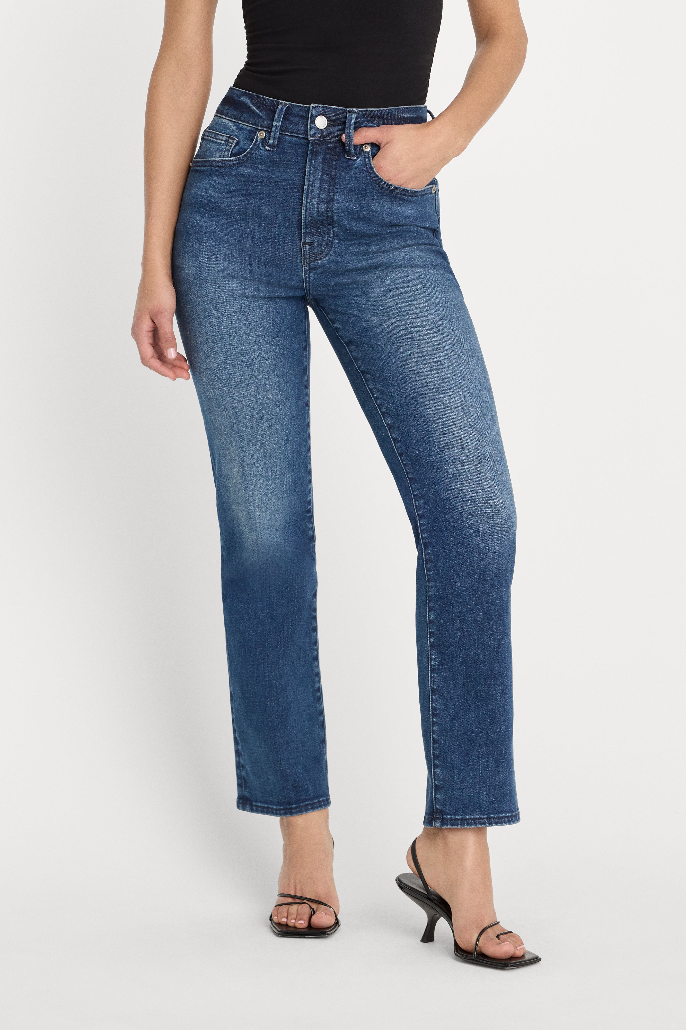 VAQUEROS LEGS STRAIGHT JEANS | MARTÉA