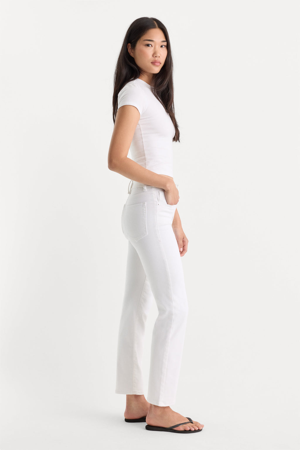 VAQUEROS LEGS STRAIGHT JEANS | MARTÉA