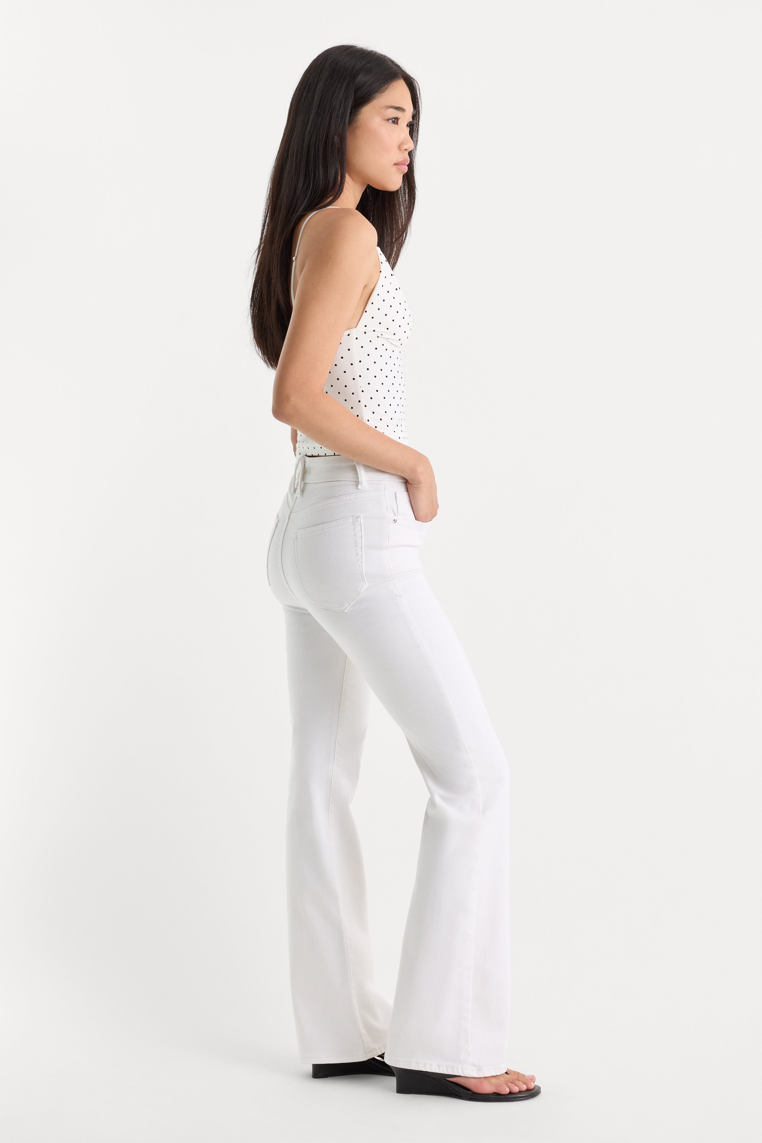 VAQUEROS CLASSIC BOOTCUT JEANS | MARTÉA