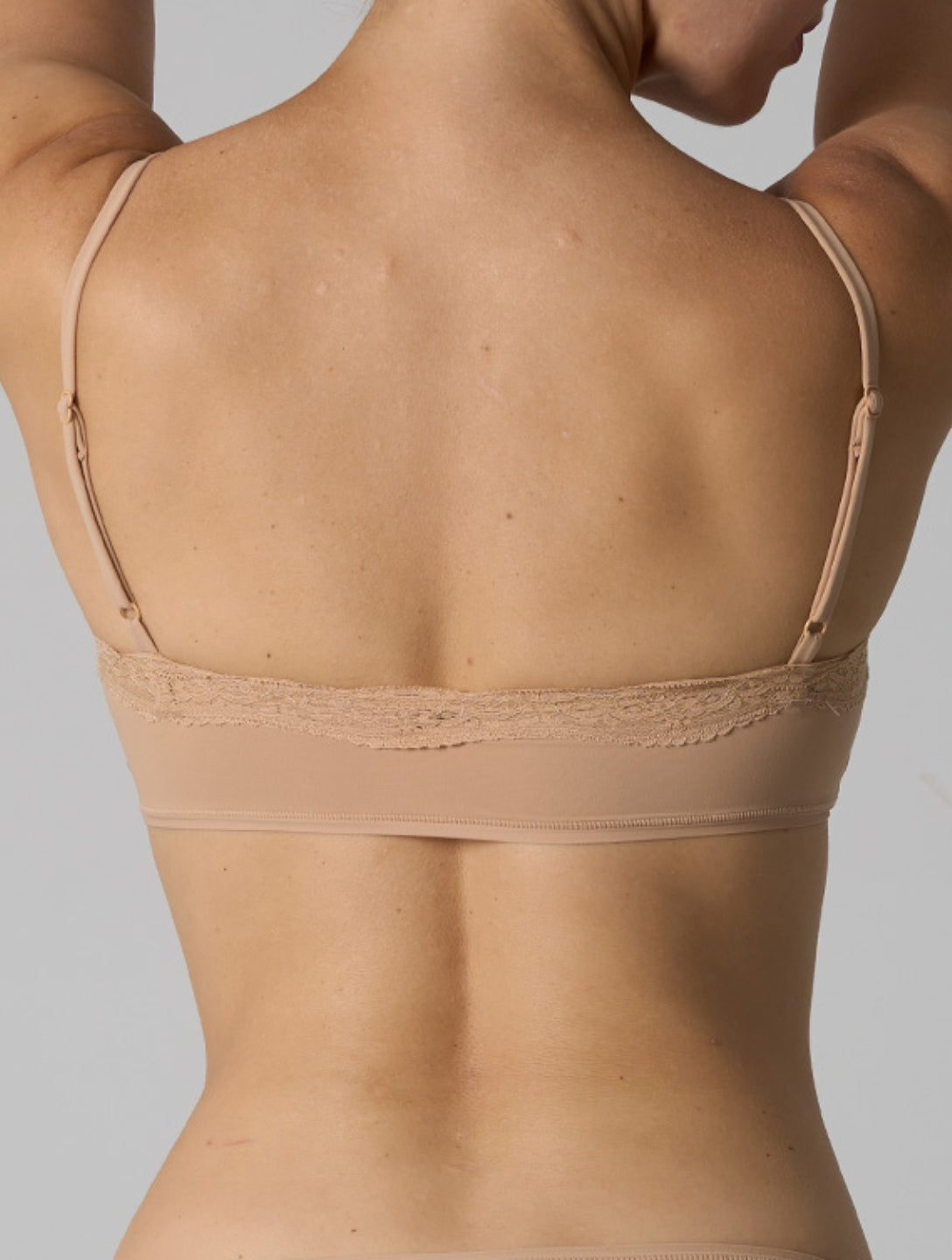 Bralette de Encaje Suave
