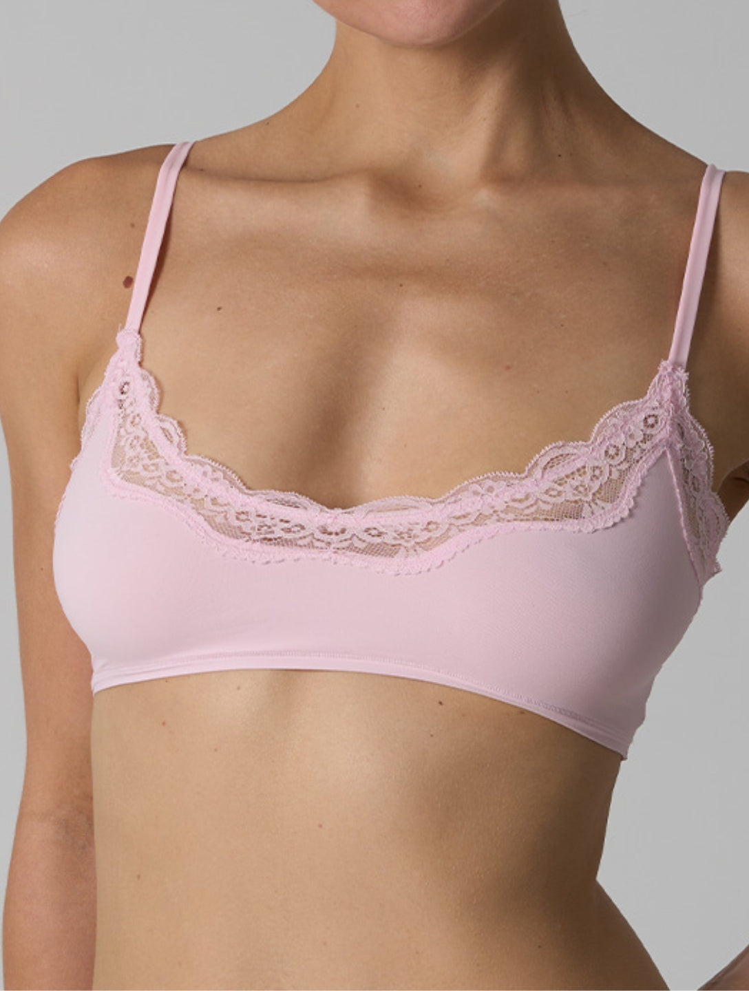 Bralette de Encaje Suave