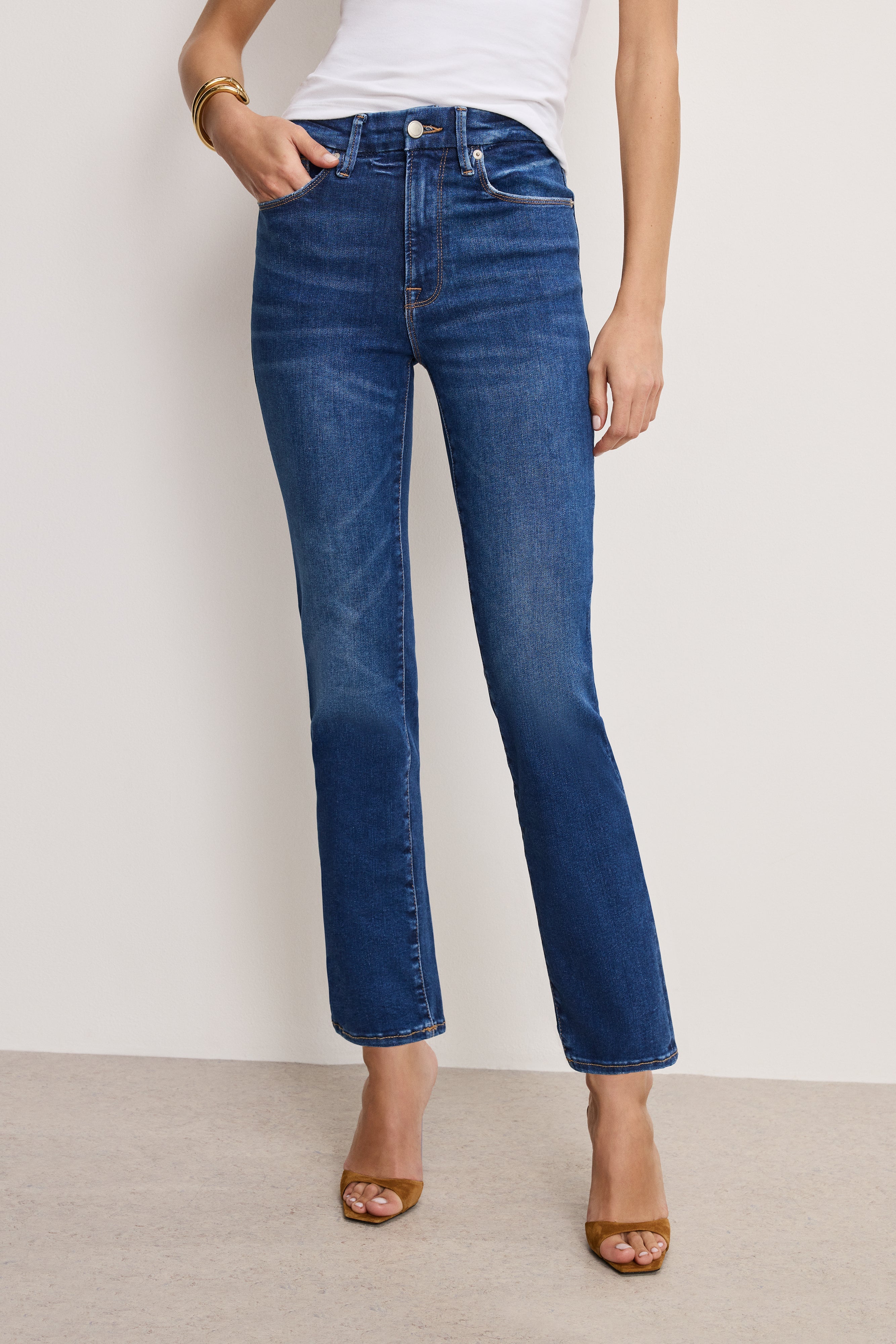 VAQUEROS LEGS STRAIGHT JEANS | MARTÉA