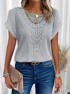 Ariana - Blusa con Cuello Redondo y Ribete de Encaje