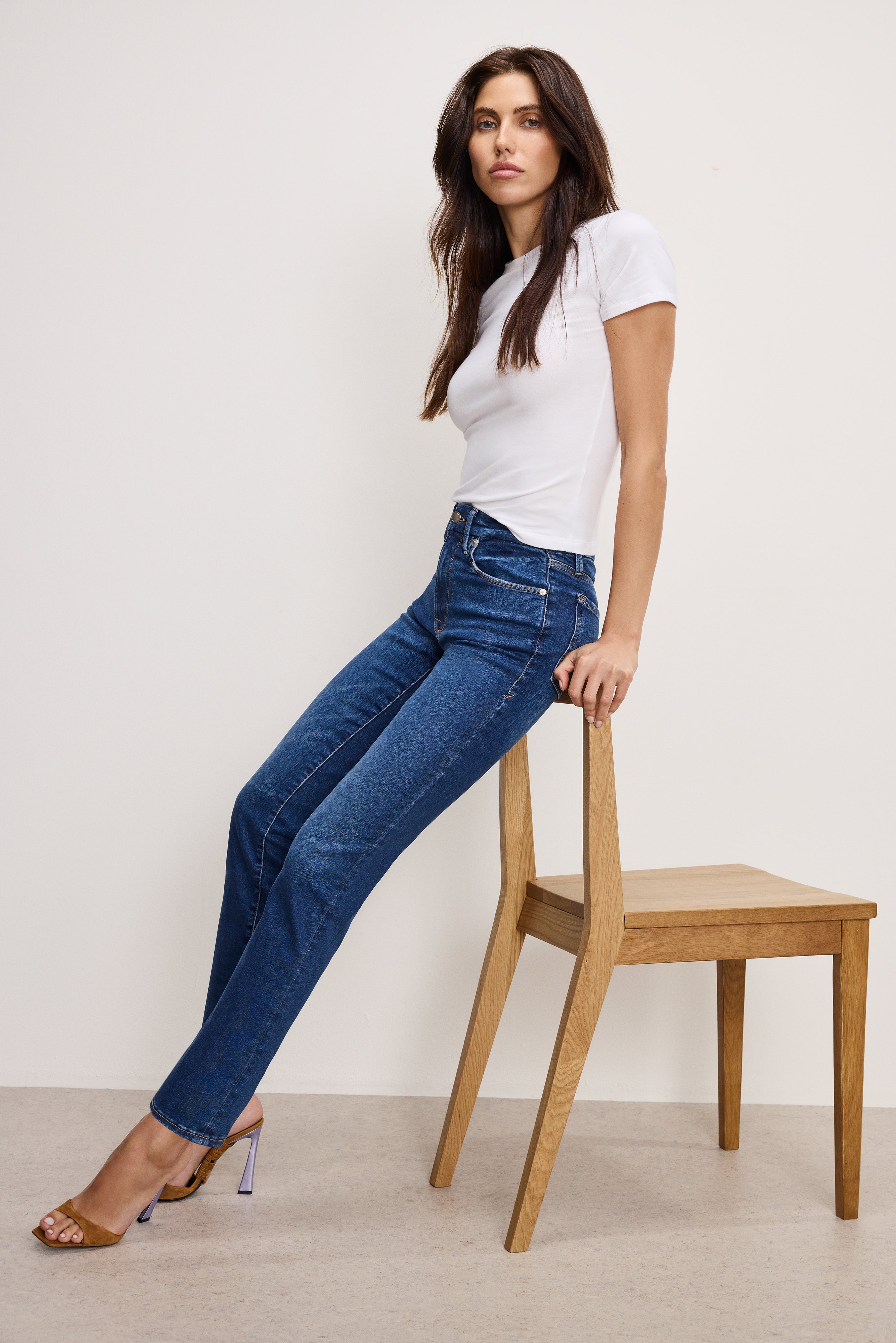 VAQUEROS LEGS STRAIGHT JEANS | MARTÉA