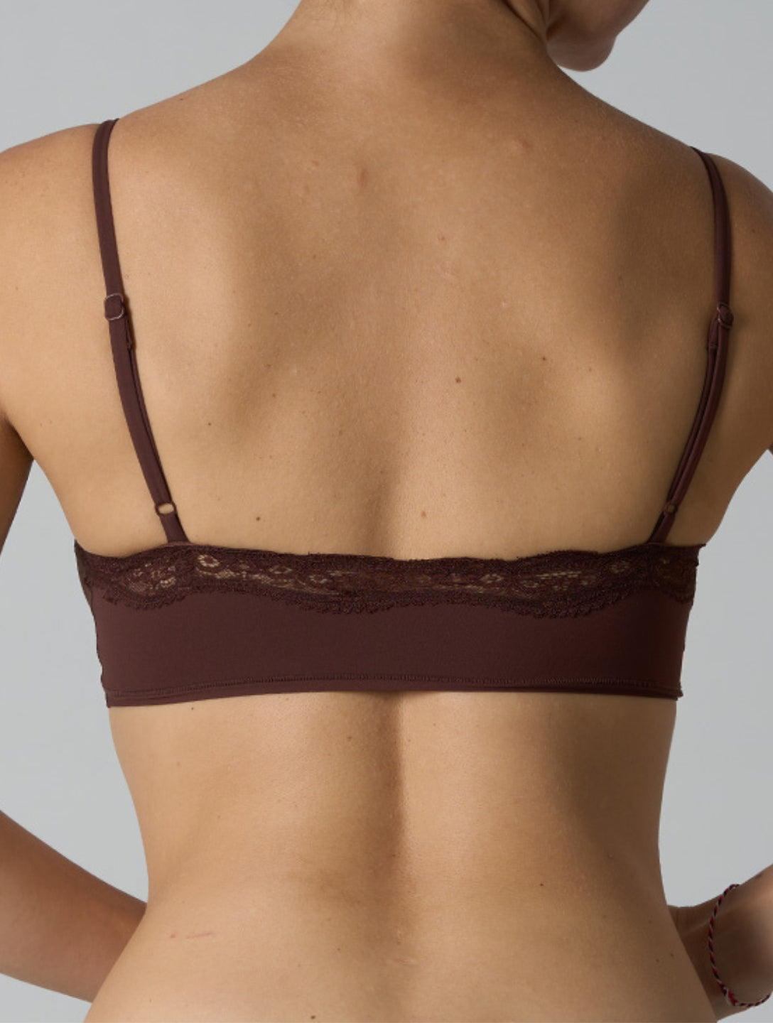 Bralette de Encaje Suave
