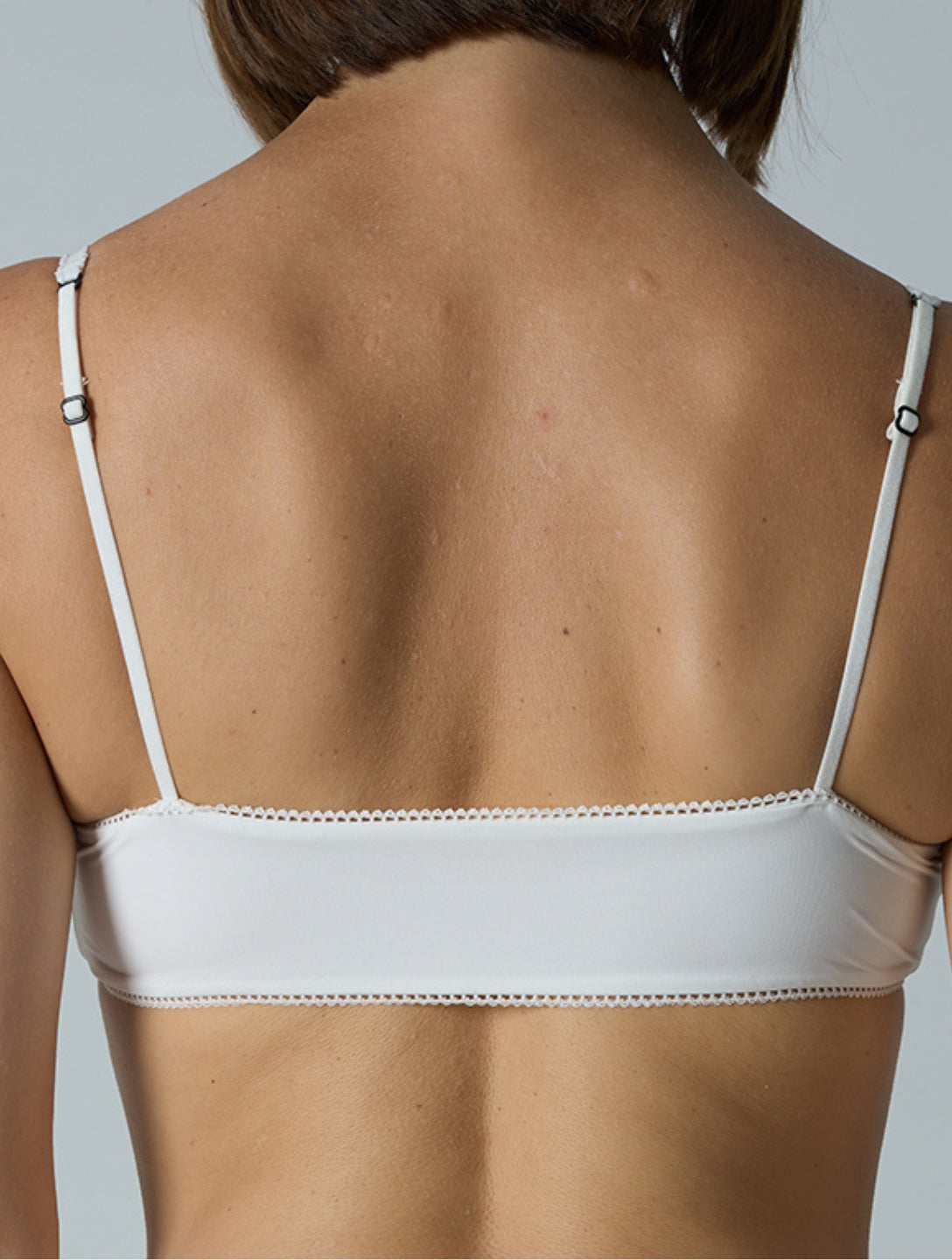 Bralette Fruncido con Ribete Picot Suave