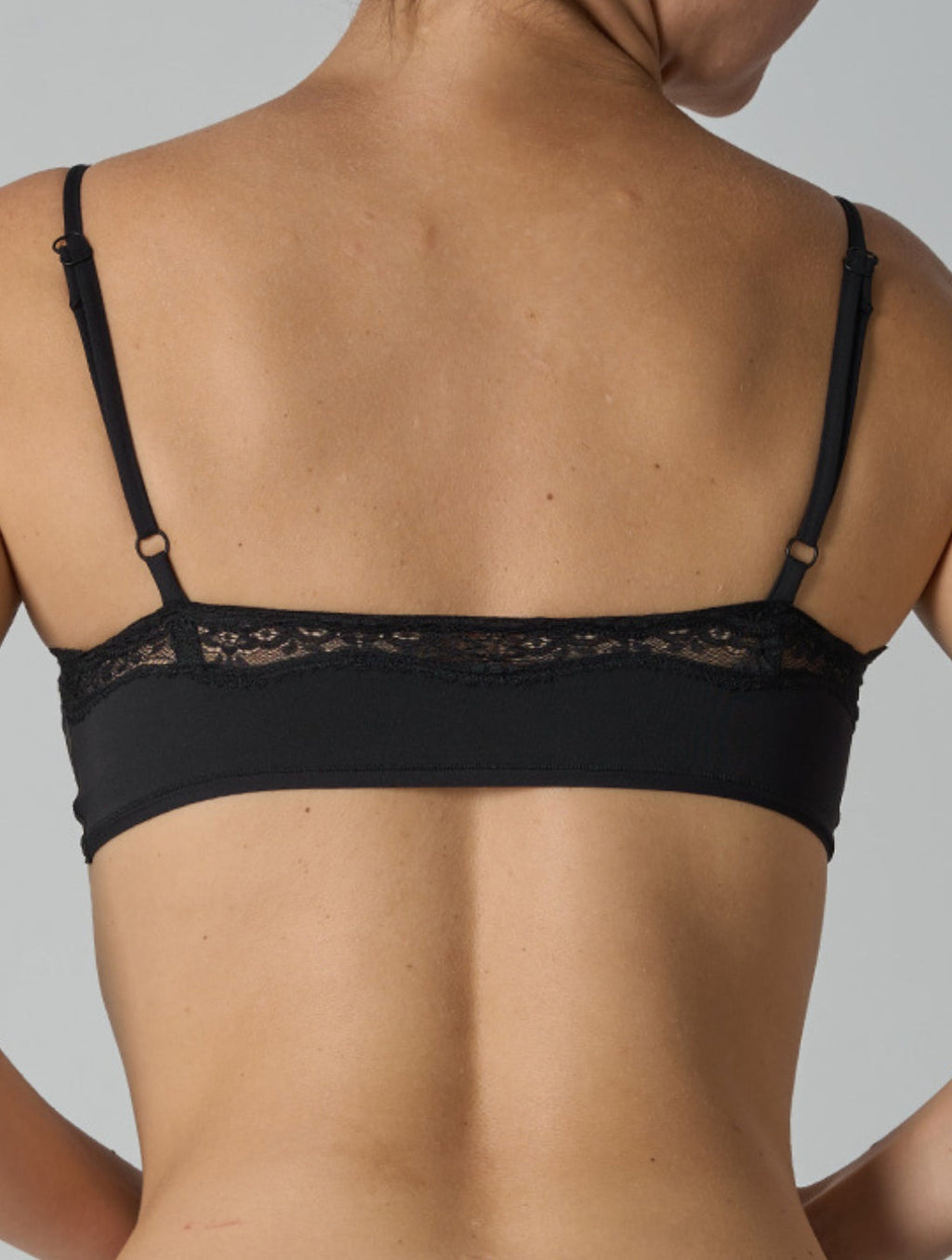 Bralette de Encaje Suave