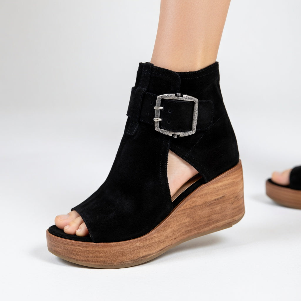 Botines de cuña con puntera al aire, estilo moderno