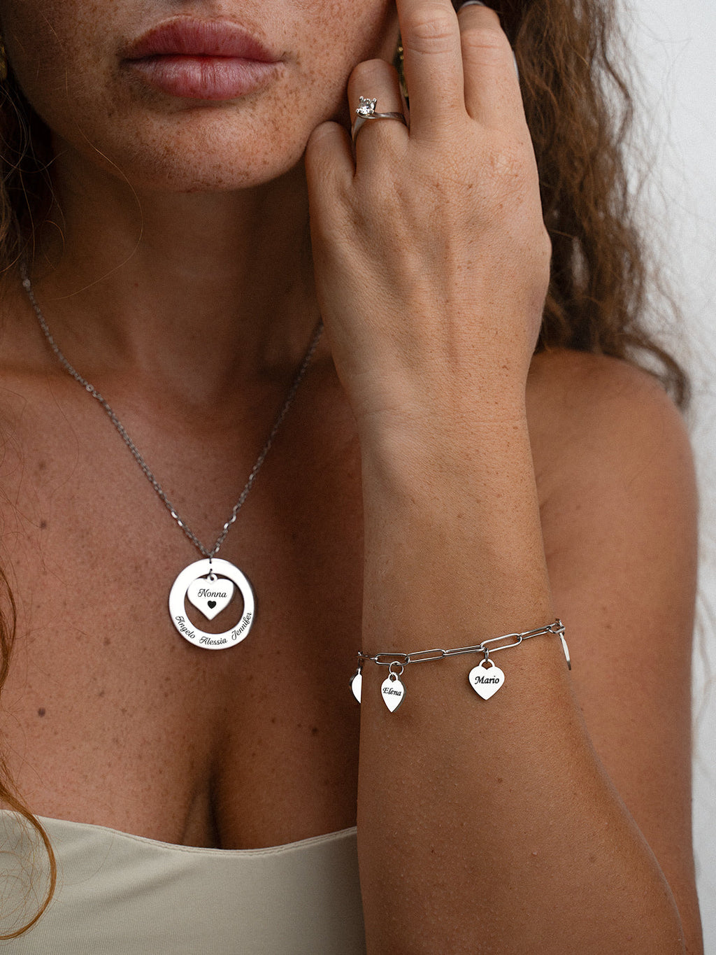 Collar Círculo con Corazón para Mamá o Abuela