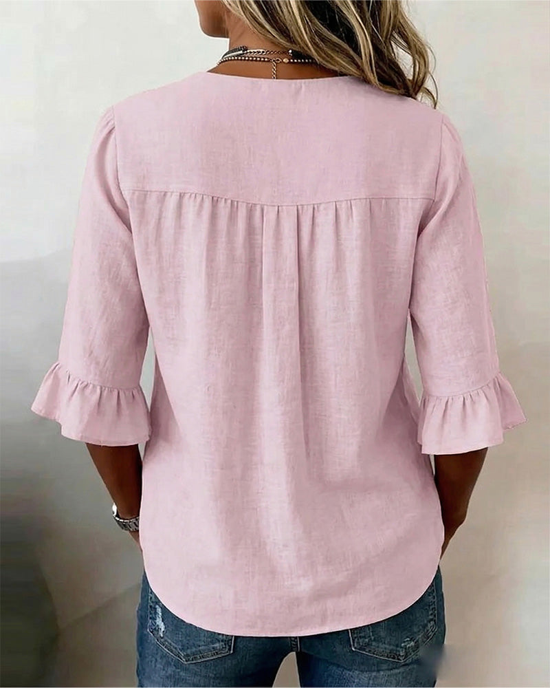 Sophia | Blusas de Color Liso con Botones de Madera y Volantes