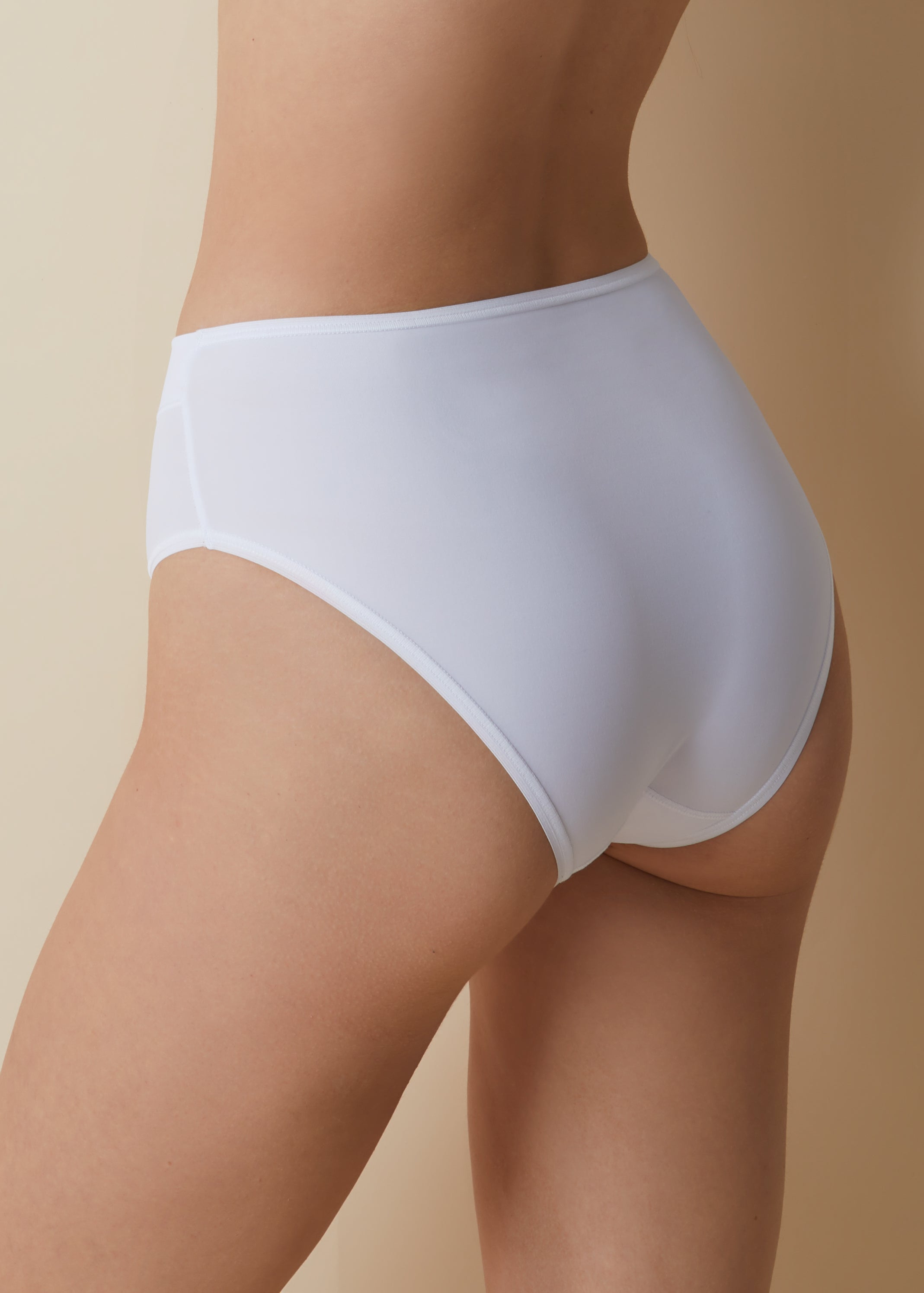 Braga ligeramente reductora de cintura alta con elegante diseño floral a rayas - mod. Mariluz