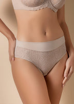 Braga de talle alto con tejido suave y encaje floral frontal - mod. Braga Mara