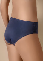 Braga de talle alto con tejido suave y encaje floral frontal - mod. Braga Mara