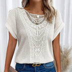 Ariana - Blusa con Cuello Redondo y Ribete de Encaje