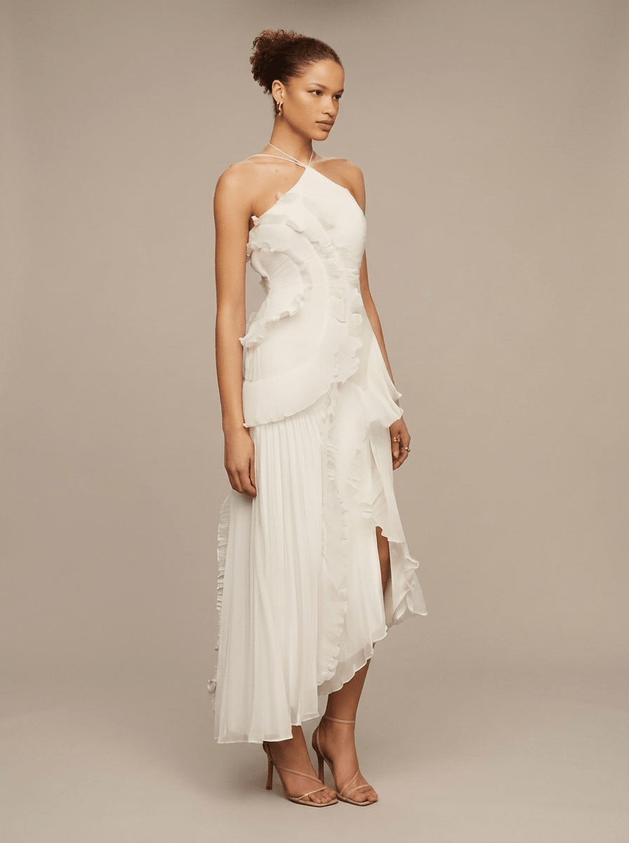 Vestido Maxi cuello halter plisado asimético