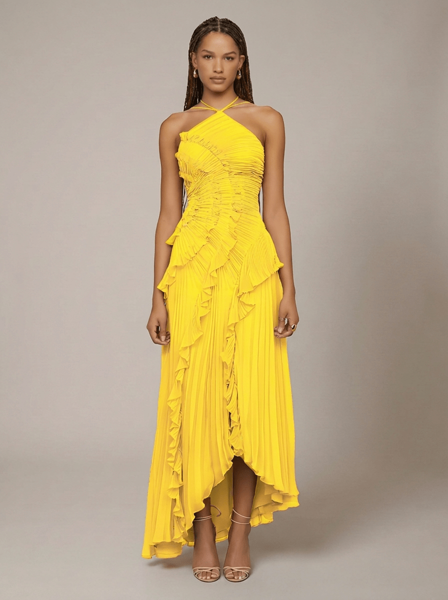 Vestido Maxi cuello halter plisado asimético