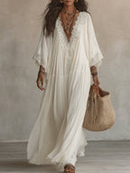 Celeste | Vestido largo de chiffon marfil con mangas de murciélago y encaje blanco