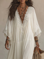Celeste | Vestido largo de chiffon marfil con mangas de murciélago y encaje blanco