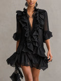 Serena Vestido Mini Negro de Chiffon con Detalles de Volantes